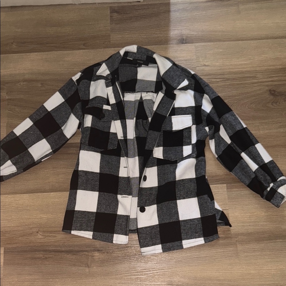 Forever 21 Black and White Plaid Sweater